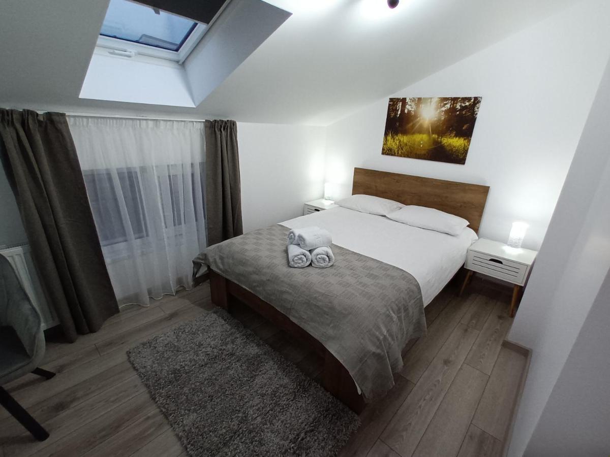 Old Town Studio Apartments 바이아마레 외부 사진