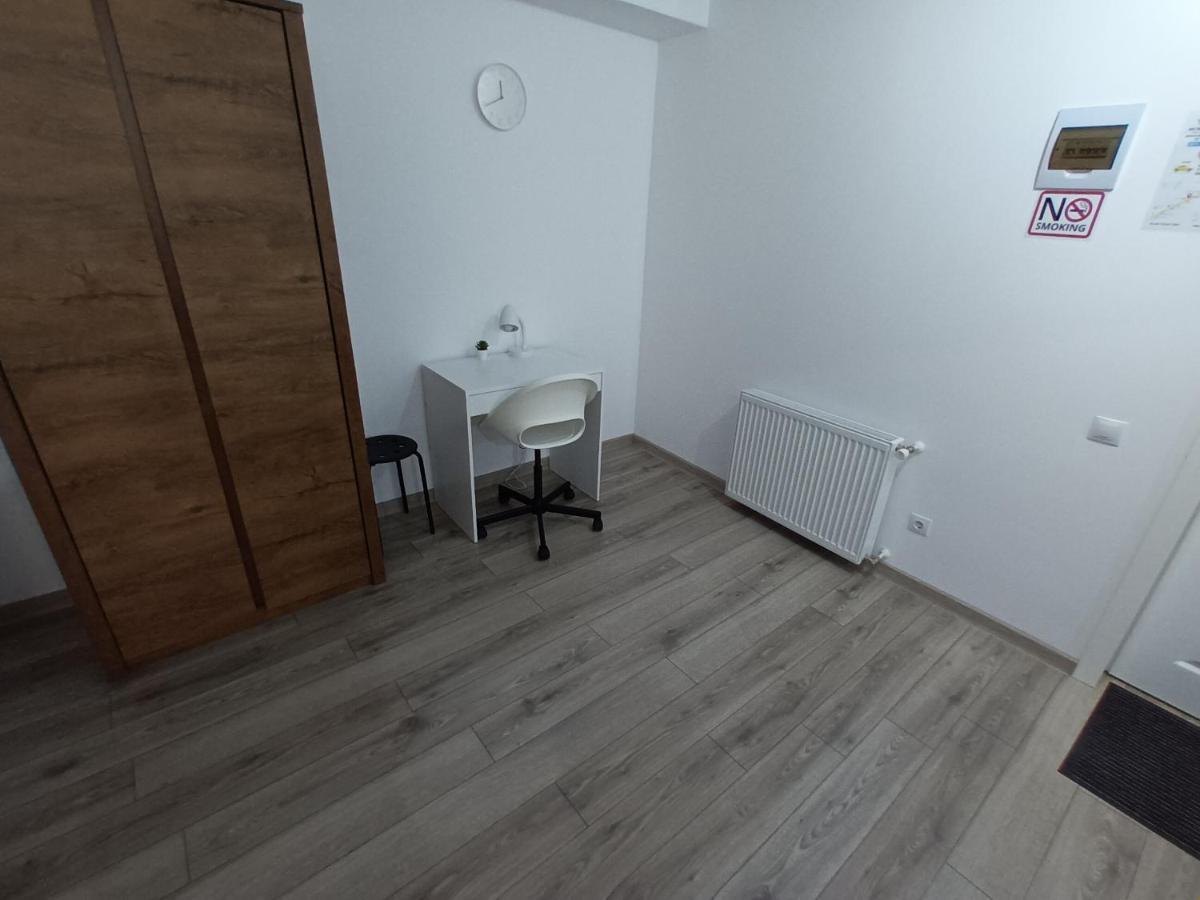 Old Town Studio Apartments 바이아마레 외부 사진